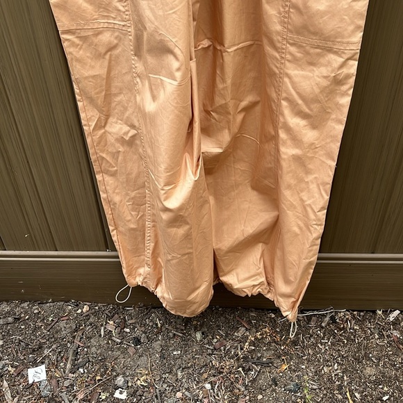 NWT ZARA FULL LENGTH CARGO GABARDINE JUMPSUIT  MEDIUM  in MANGO GORPCORE… - Picture 8 of 16